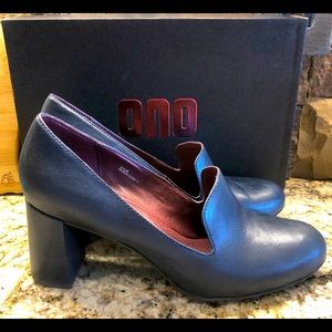 ONO “Augustyn” Block High Heel Loafer Navy